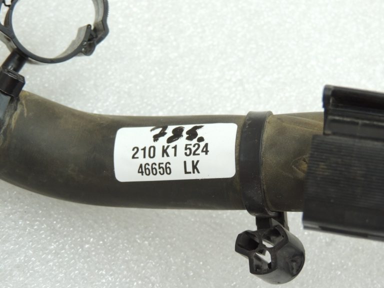 Ford Focus IV 2.0 Diesel C20DD0J Dzesēšanas šķidruma caurule Dzesēšanas šķidruma šļūtene 2392083