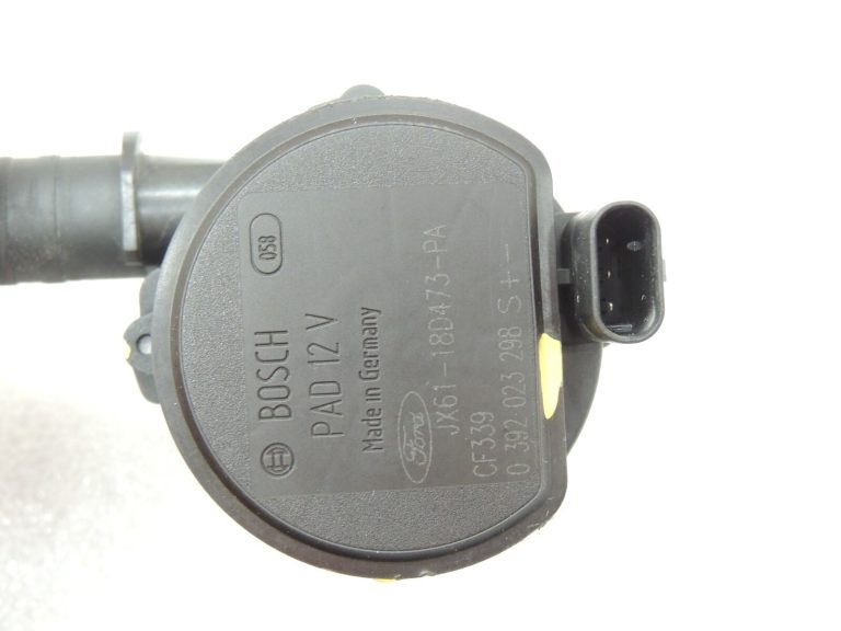 Ford Focus IV 2.0 Diesel C20DD0J Ūdens sūknis Palīgs ūdens sūknis JX61-18D473-PA
