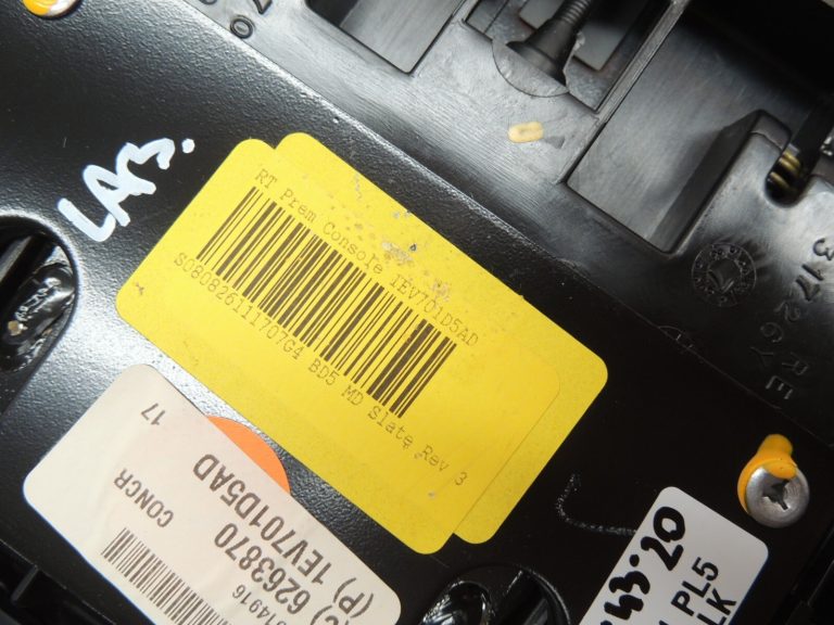 Chrysler Grand Voyager V Centrālās konsoles pamatne 1EV701D5AD K1EV701D5AD