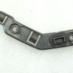 Jeep Renegade BU aizmugurējā bampera kronšteins kreisajā pusē 51981659