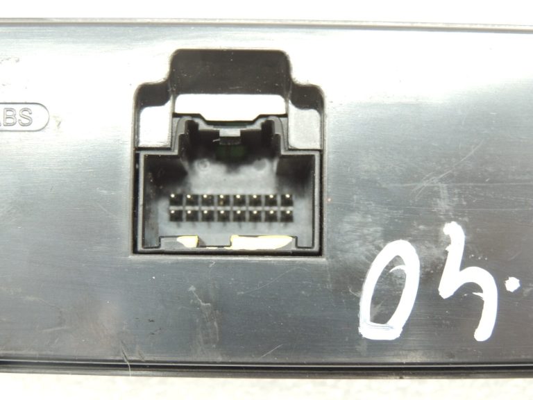 Chevrolet Captiva ekrāna displejs 96672963 96850911 Borta dators