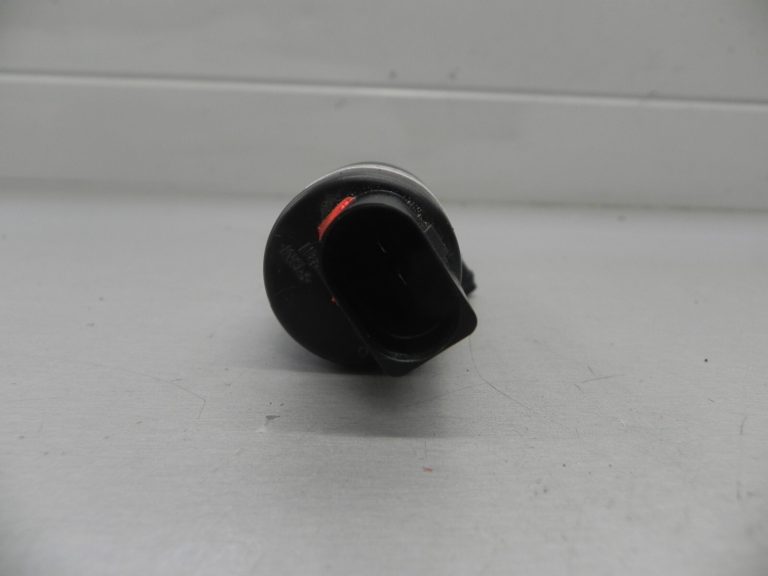 BMW F31 3. sērija F20 F21 F21 F22 F22 F23 F30 Priekšējā stikla mazgāšanas sūknis 67127302588 7302588