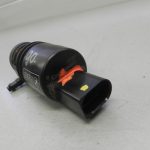 BMW F31 3. sērija F20 F21 F21 F22 F22 F23 F30 Priekšējā stikla mazgāšanas sūknis 67127302588 7302588