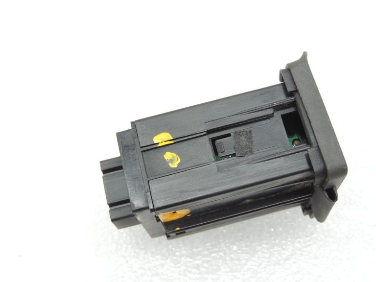 Opel Meriva B savienojuma adapteris AUX ligzda ieejas ligzda 13339485