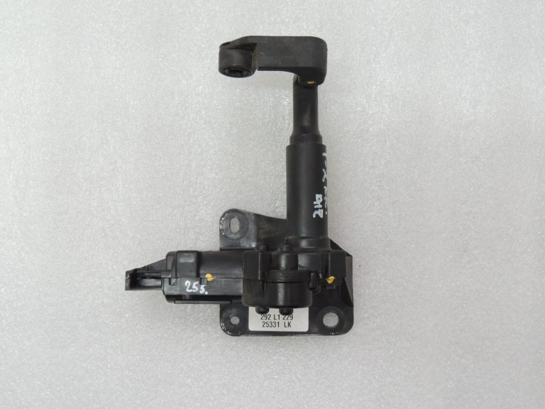 Chrysler Grand Voyager V Logu regulatora servomotors aizmugurējais kreisais 04717607AB