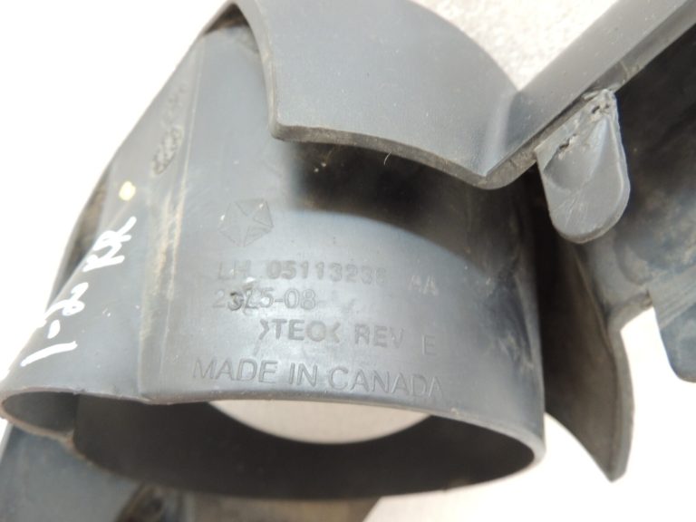 Chrysler Grand Voyager V Priekšējā kreisā bampera restes apdare 05113235AA