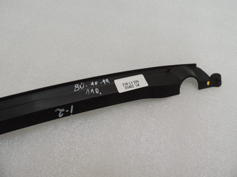 Chrysler Grand Voyager V aizmugurējo durvju sensors kreisais 04894599AA
