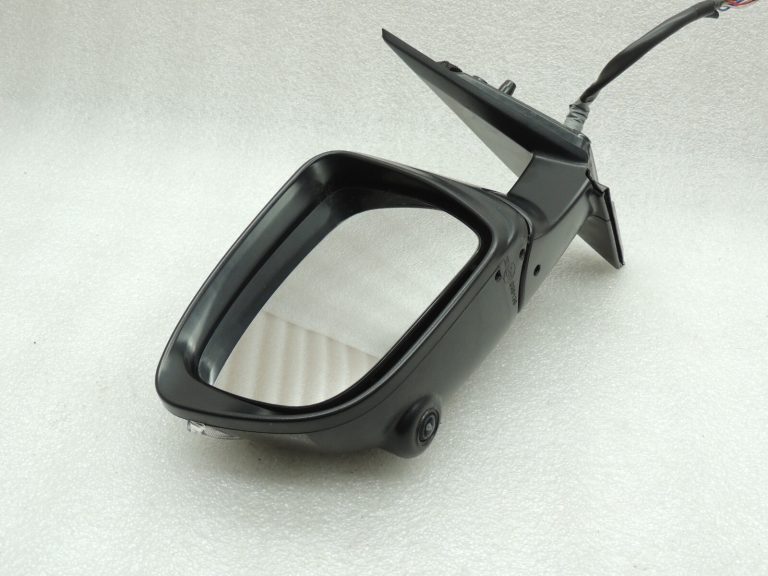 Sākotnējā aprīkojuma Nissan Qashqai J11 kreisais salokāmo durvju spogulis 963024EH8E 96302HV59A CAP