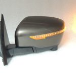 Sākotnējā aprīkojuma Nissan Qashqai J11 kreisais salokāmo durvju spogulis 963024EH8E 96302HV59A CAP