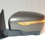 Sākotnējā aprīkojuma Nissan Qashqai J11 kreisais salokāmo durvju spogulis 963024EH8E 96302HV59A CAP