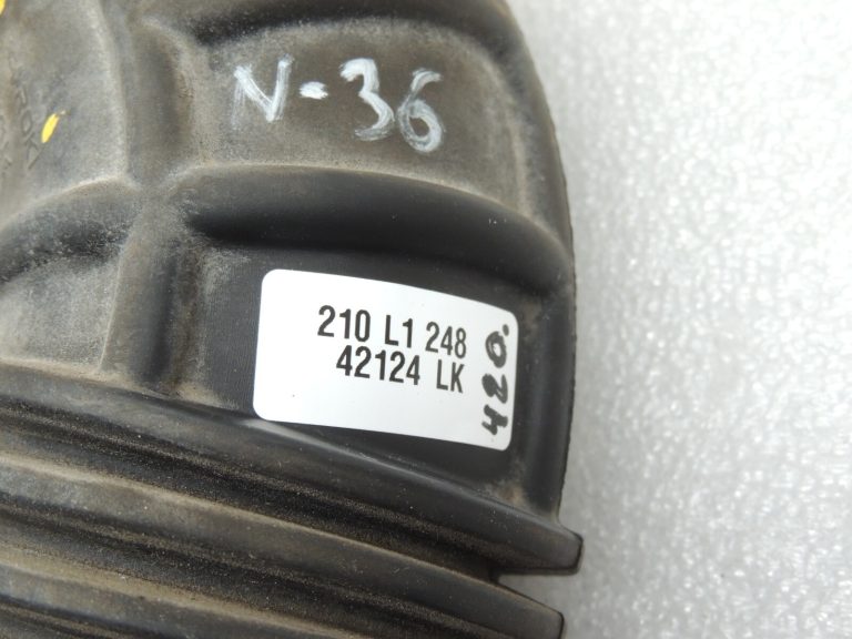 Nissan X-Trail T32 1.6DCi dīzeļdzinēja gaisa ieplūdes caurule 165764BE0A