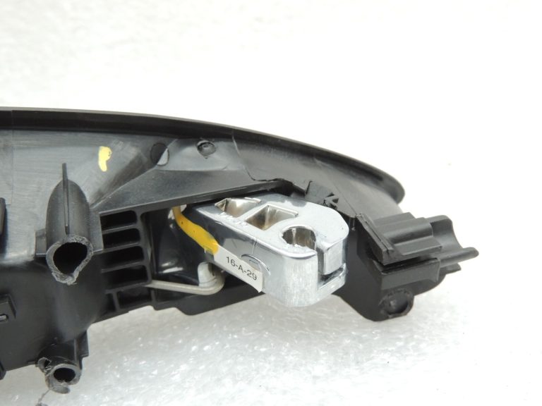 Opel Astra K aizmugurējais kreisais iekšējais durvju atvēršanas rokturis durvju rokturis hromēts 39118876 39060607