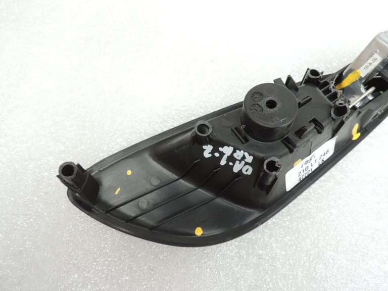 Opel Astra K aizmugurējais kreisais iekšējais durvju atvēršanas rokturis durvju rokturis hromēts 39118876 39060607