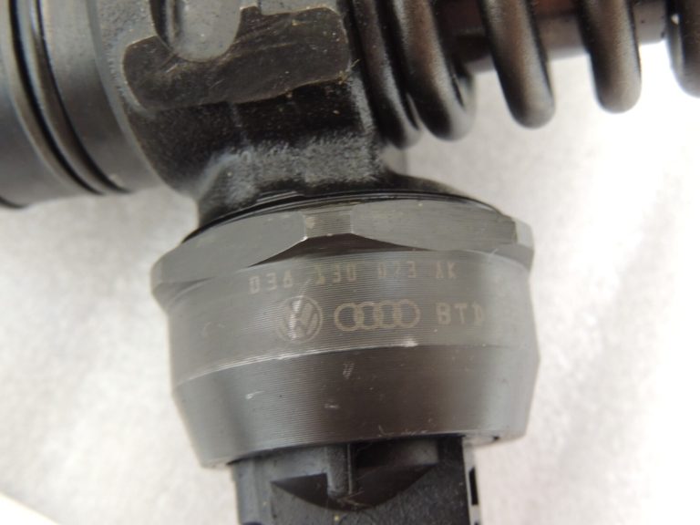 VW Sharan Frod Galaxy Seat 1.9TDI Inžektora iesmidzinātājs 1x 038130073AK