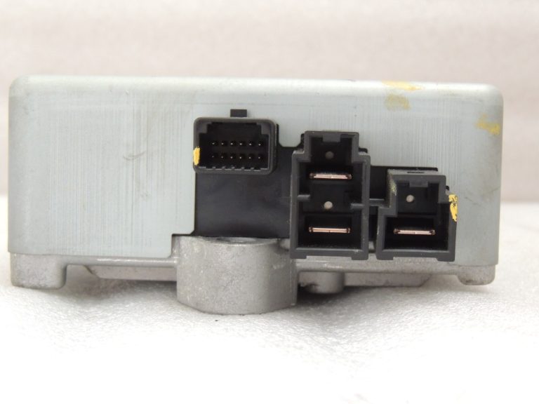 Mitsubishi Outlander III stūres pastiprinātāja vadības bloks EPS 8633A097