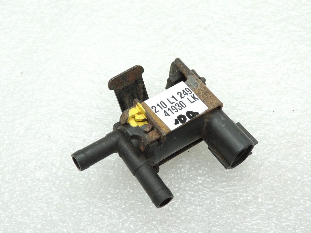 Toyota Rav4 2.0VVTi vakuuma vārsta solenoīda vārsts 25860-28040 136200-2370