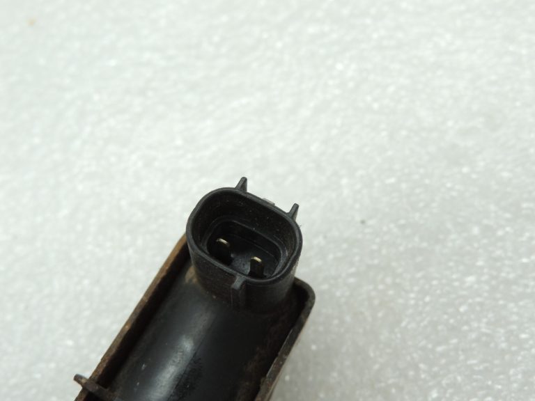 Toyota Rav4 2.0VVTi vakuuma vārsta solenoīda vārsts 25860-28040 136200-2370