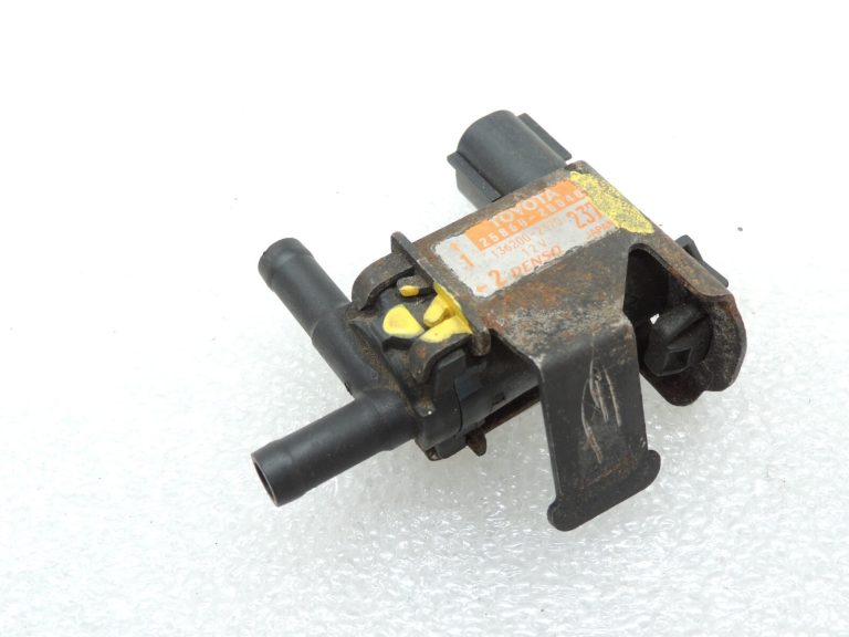 Toyota Rav4 2.0VVTi vakuuma vārsta solenoīda vārsts 25860-28040 136200-2370