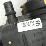 Nissan X-Trail T32 1,6DCi R9M 11061-00Q2C Termostata korpuss 1106100Q2C