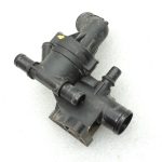 Nissan X-Trail T32 1,6DCi R9M 11061-00Q2C Termostata korpuss 1106100Q2C