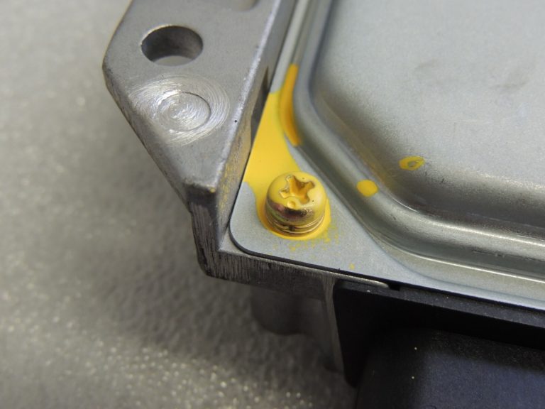 Nissan Primera P12 2.2 dīzeļdzinēja vadības bloks ECU 23710-AW46A 275800-3173