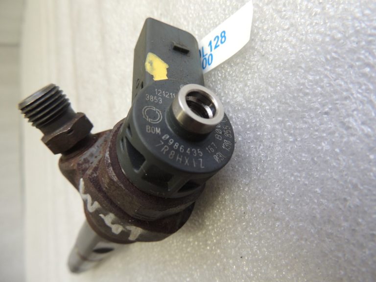 VAG VW Audi Škoda 2.0TDi degvielas iesmidzinātājs 03L130855CX 0986435167