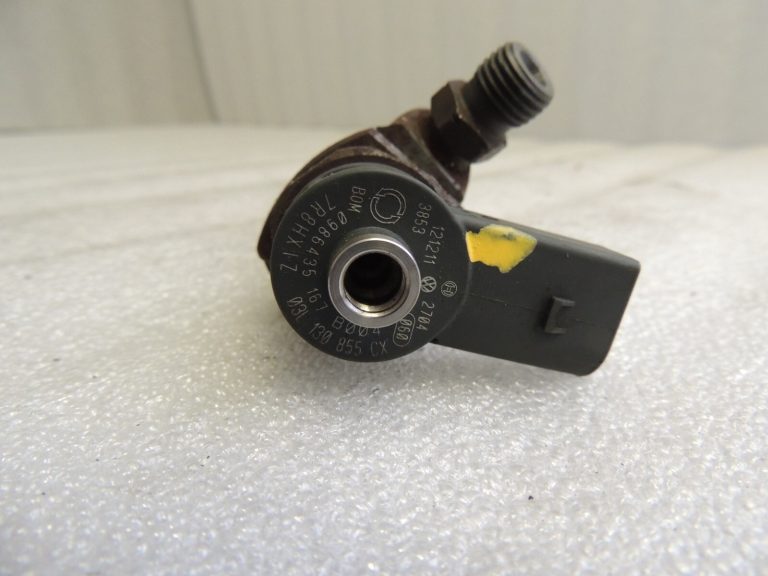 VAG VW Audi Škoda 2.0TDi degvielas iesmidzinātājs 03L130855CX 0986435167