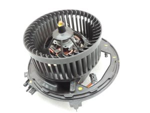 Oriģinālais oriģinālais Seat Cupra Leon KL8 ventilatora motors Ventilatora motors 5WB819021A