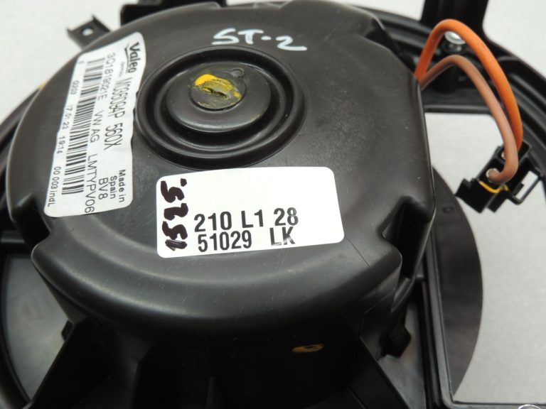 Oriģinālais oriģinālais Seat Cupra Leon KL8 ventilatora motors Ventilatora motors 5WB819021A