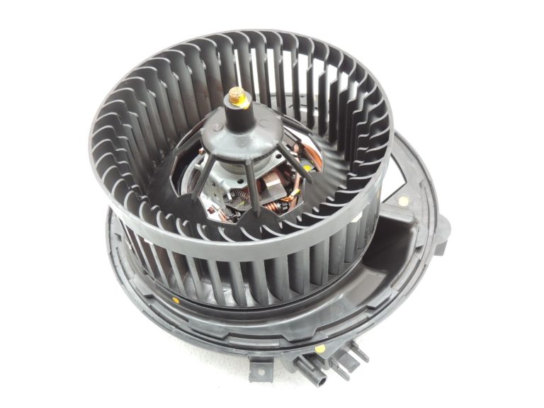 Oriģinālais oriģinālais Seat Cupra Leon KL8 ventilatora motors Ventilatora motors 5WB819021A