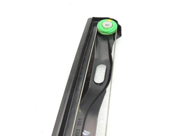Oriģinālais VW Tiguan 5N Aizmugurējā loga regulators pa labi 5N0839462A
