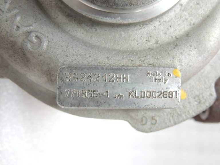 Chrysler Grand Voyager V 2.8CRDi turbokompresors Turbokompresors 68034995AA
