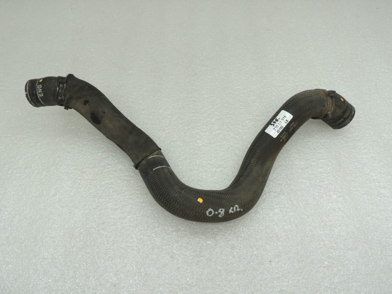 Opel Insignia B 1.5i Turbo D15SFL Dzesēšanas šķidruma šļūtene pa kreisi 39086773 39059512