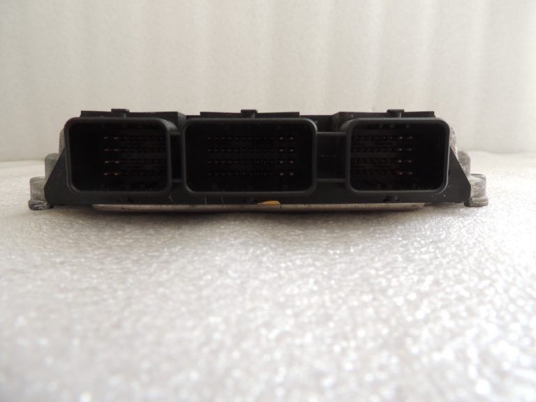 MAZDA 3 BK 1.6D Dīzeļdzinēja vadības bloks 6M6112A650BB 0281012530 6M61-12A650-BB