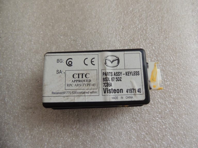 MAZDA 3 BK 1.6D Dīzeļdzinēja vadības bloks 6M6112A650BB 0281012530 6M61-12A650-BB