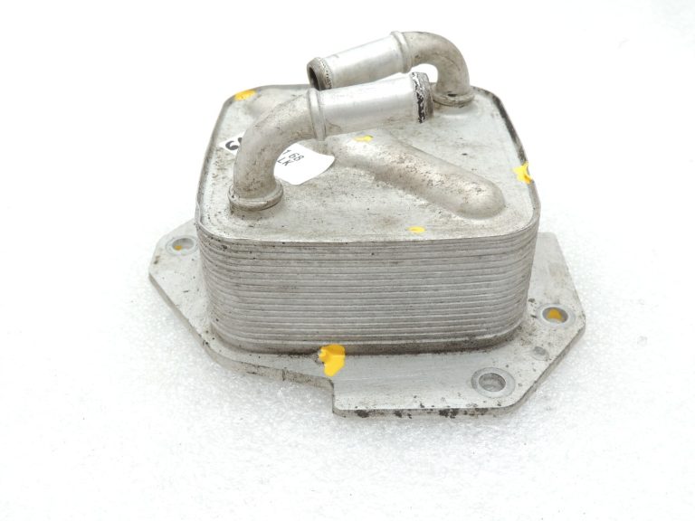 Mazda CX-5 2.2d Eļļas dzesētājs Dzinēja eļļas dzesētājs SH01-14-700 SH0114700 Eļļas dzesētājs