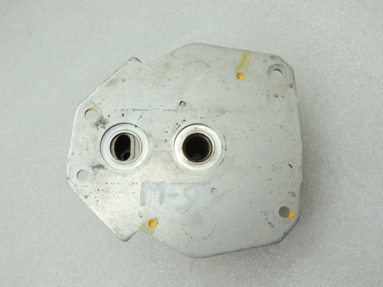 Mazda CX-5 2.2d Eļļas dzesētājs Dzinēja eļļas dzesētājs SH01-14-700 SH0114700 Eļļas dzesētājs