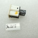 Opel Antara AUX savienojuma ligzda 20897015 4802814 AUX ieeja