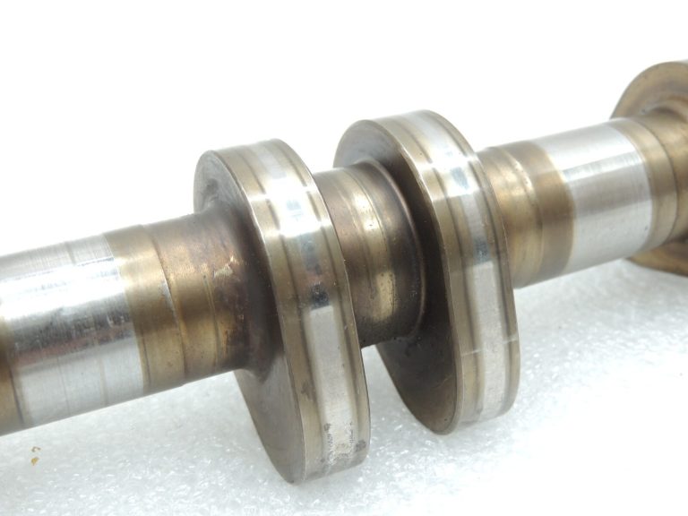 Audi A6 C6 4F 4.2 V8 BAT 1-4 cilindru sadales vārpsta ieplūdes 079109101BL Ieplūdes sadales vārpsta