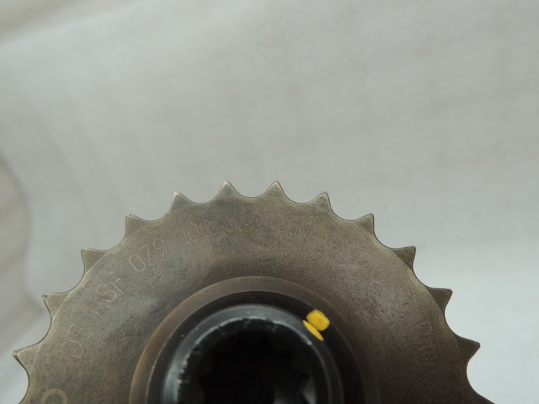 Audi A6 C6 4F 4.2 V8 BAT 1-4 cyl Izplūdes vārpsta 079109102AJ Izplūdes vārpsta