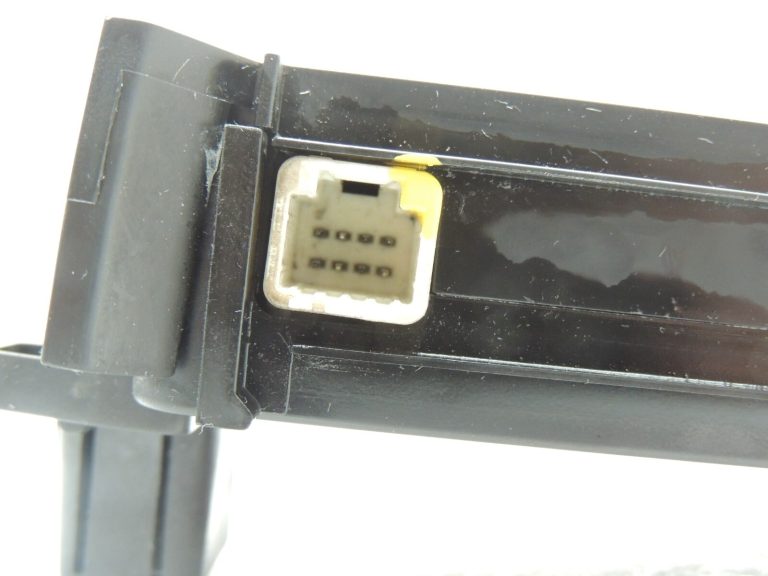 Mazda CX5 Vadības bloks virsbūves modulis G46C675Y0B Vadības bloks G46C-67-5Y0B