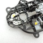 Opel Insignia B Priekšējais kreisais ārējo durvju roktura turētāja rāmis 13515513