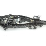 Opel Insignia B Aizmugures kreisās ārdurvju roktura turētāja rāmis 13515507