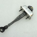 Opel Insignia B Aizmugurējā kreisā labā durvju bremzes durvju āķa eņģe 39089088