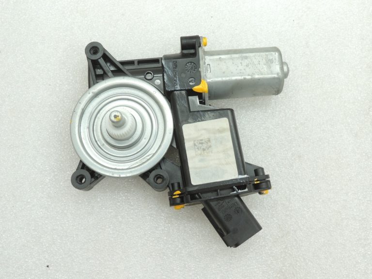 Opel Insignia B Aizmugurējā kreisā loga regulatora motors 39176511 Liftera motors Aizmugurējais kreisais