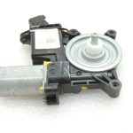 Opel Insignia B Aizmugurējā kreisā loga regulatora motors 39176511 Liftera motors Aizmugurējais kreisais
