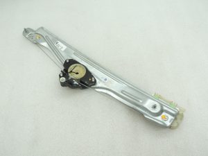 Opel Insignia B Aizmugurējā kreisā loga regulatora piezīmes 39138555 39176507