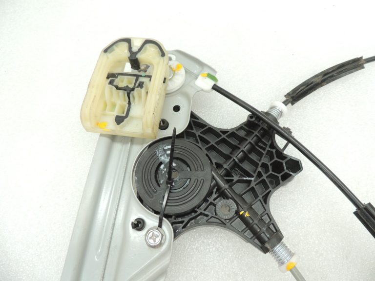 Opel Insignia B Priekšējā kreisā loga regulatora mehānisma sliede 39138553 39176499