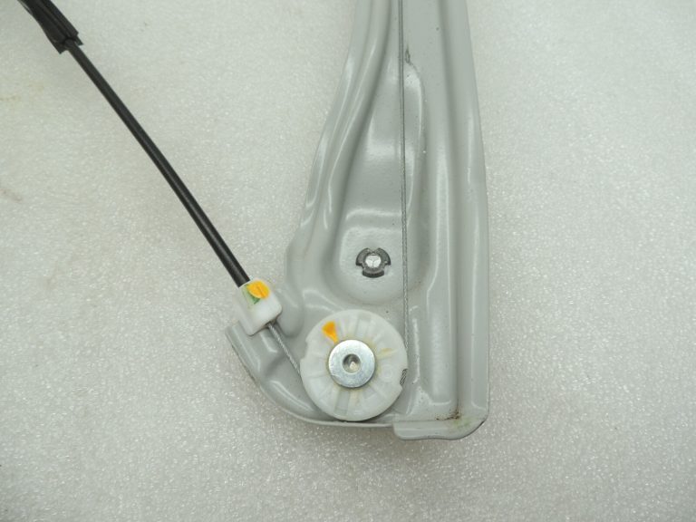 Opel Insignia B Priekšējā kreisā loga regulatora mehānisma sliede 39138553 39176499