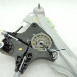 Opel Insignia B Priekšējā kreisā loga regulatora mehānisma sliede 39138553 39176499